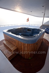 The jacuzzi on the sun deck, Sachika, North Ari atoll, Maldives, Indian Ocean, Asia.