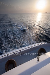 View from the sun deck behind the boat, Sachika, North Ari atoll, Maldives, Indian Ocean, Asia.